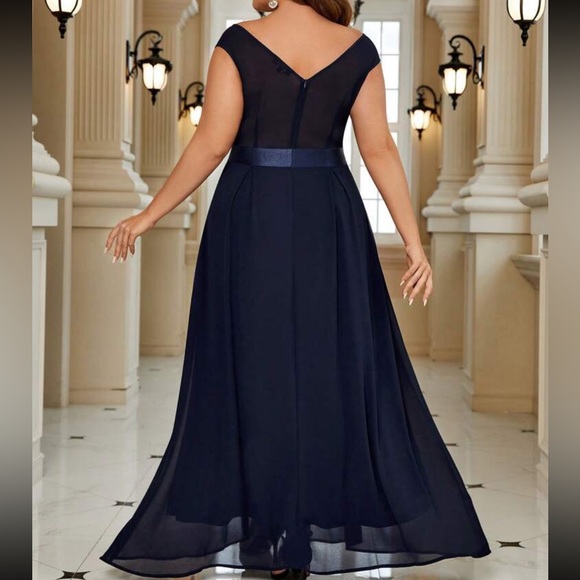 COPY - Luxe contrast lace chiffon formal dress - Picture 6 of 14